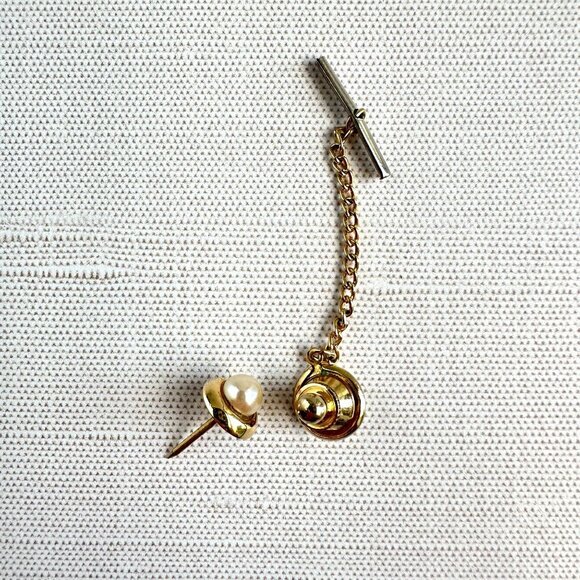 Mens Gold Tone Tie Tack With Faux Pearl & Chain Accent - Picture 3 of 5